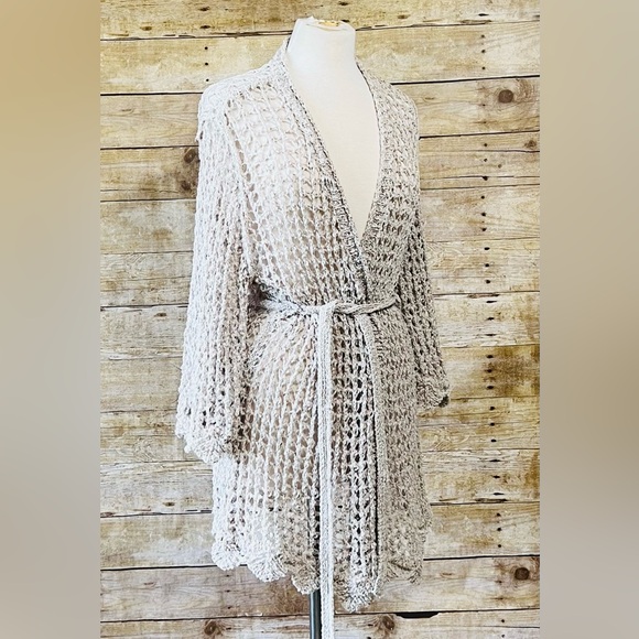 VICI Size S/M  Beige Open-Knit Womens Sweater - Picture 3 of 9